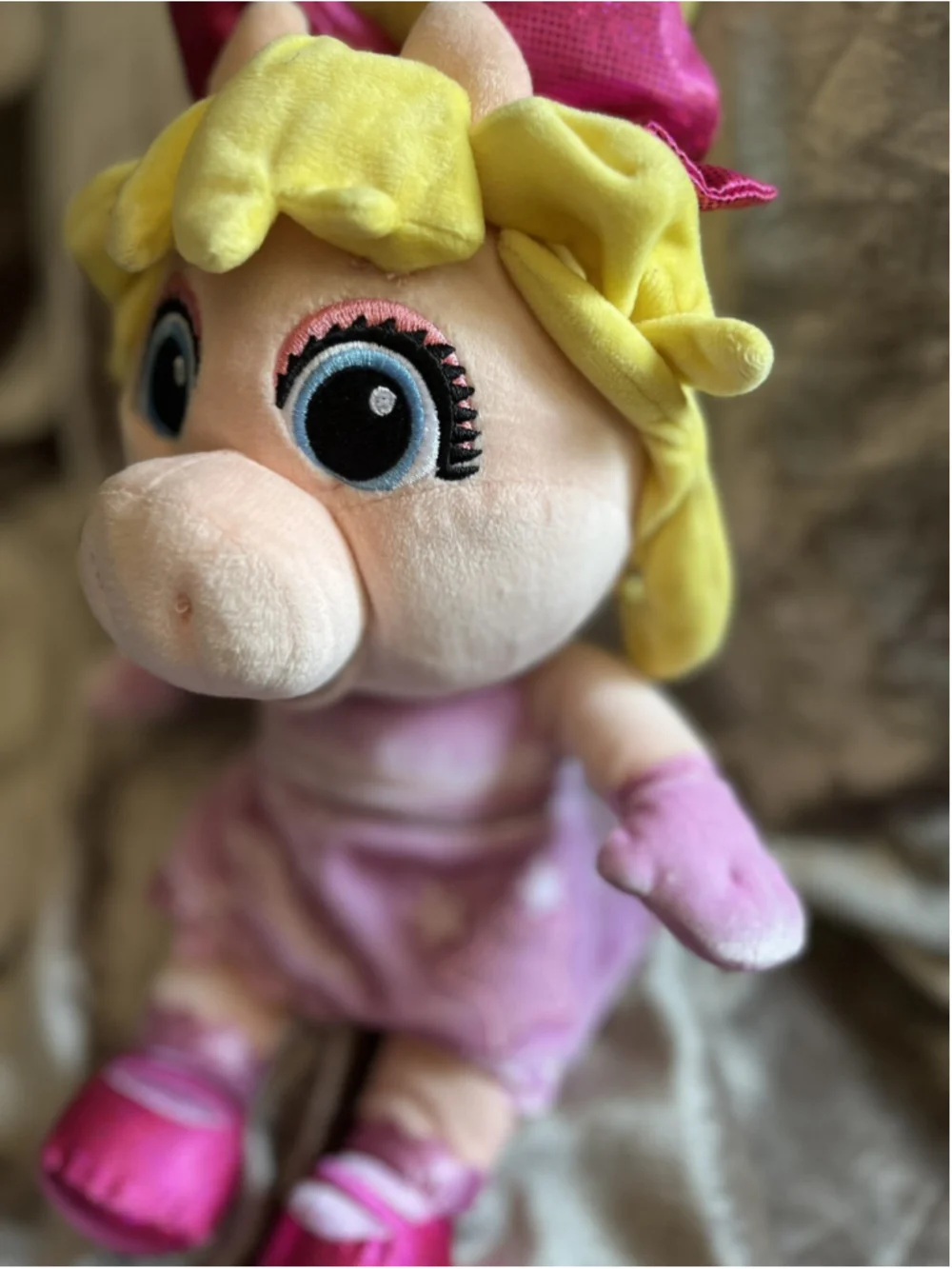 Disney Junior Muppet Babies Miss Piggy 14 inch Plush Stuffed Animal Pal CUTE